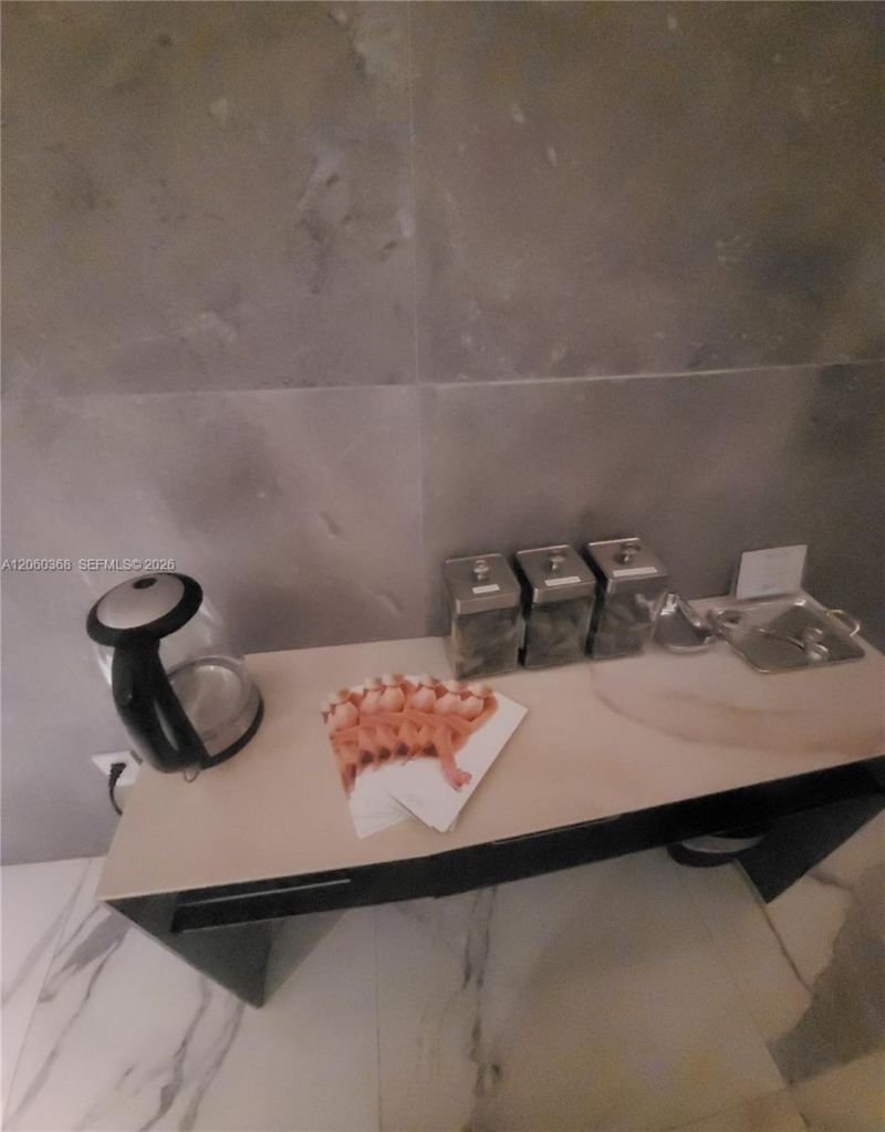 90 SW 3rd St , Unit 3104, Miami, FL 33130 Photo