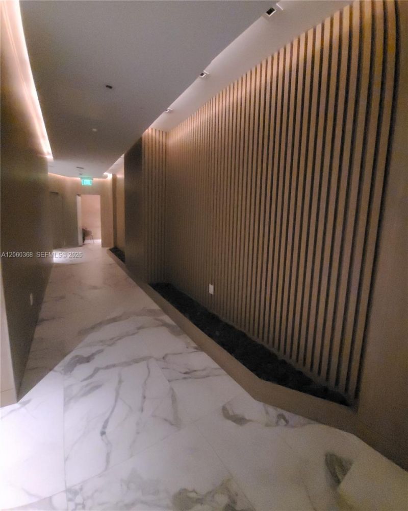 90 SW 3rd St , Unit 3104, Miami, FL 33130 Photo
