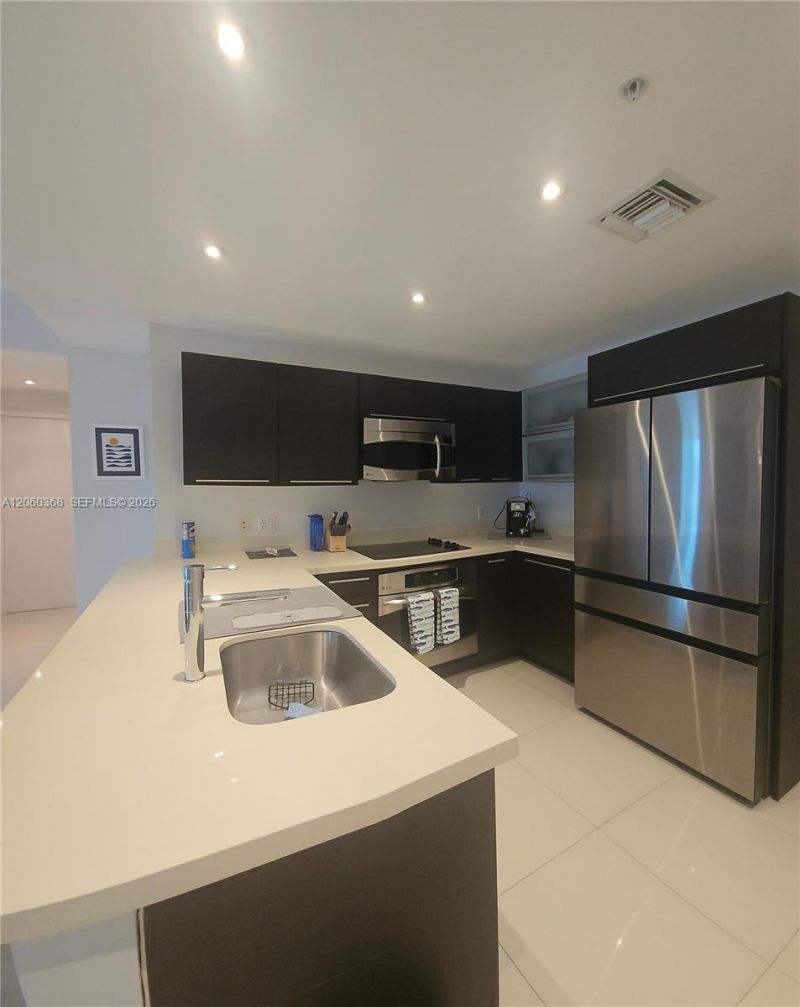 90 SW 3rd St , Unit 3104, Miami, FL 33130 Photo