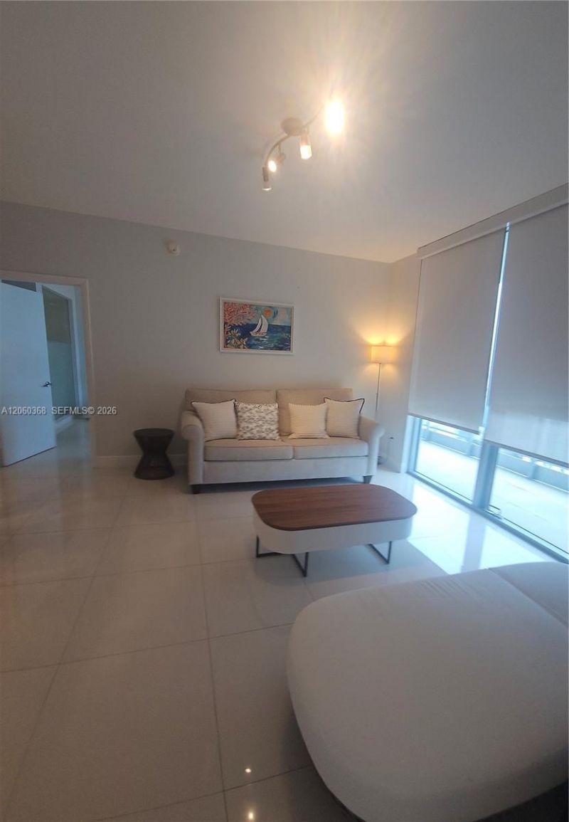 90 SW 3rd St , Unit 3104, Miami, FL 33130 Photo