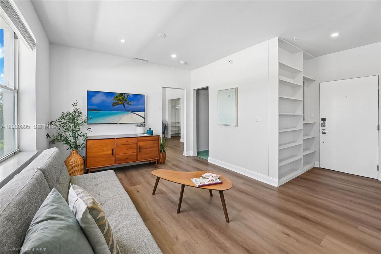 1502 Jefferson Avenue, Unit 301, Miami Beach, FL 33139 Photo