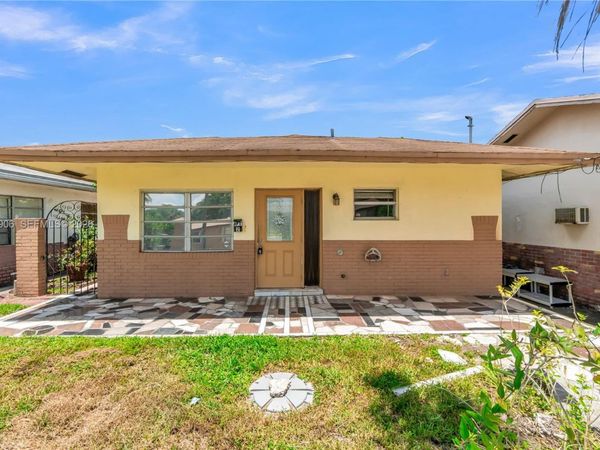 5742 Garfield St , Unit 2, Hollywood, FL 33021