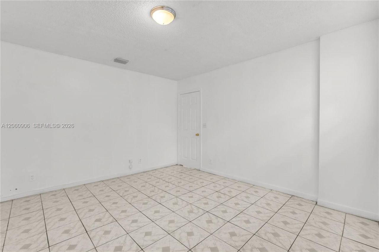 5742 Garfield St , Unit 2, Hollywood, FL 33021 Photo