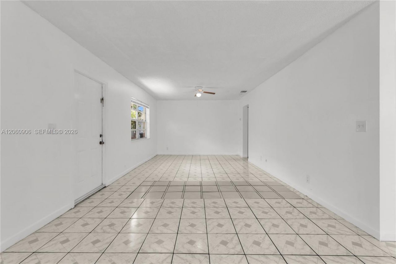 5742 Garfield St , Unit 2, Hollywood, FL 33021 Photo