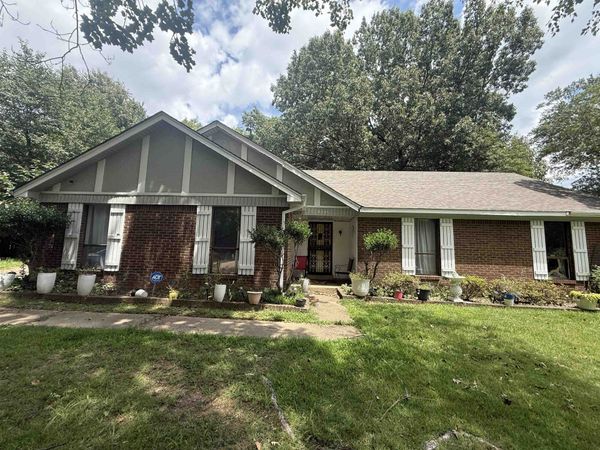 4116 KINGSCREST CV, Memphis, TN 38115