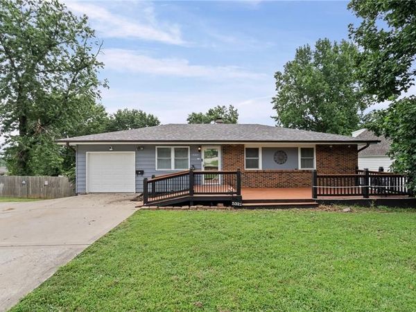 5321 N Richmond Avenue, Kansas City, MO 64119