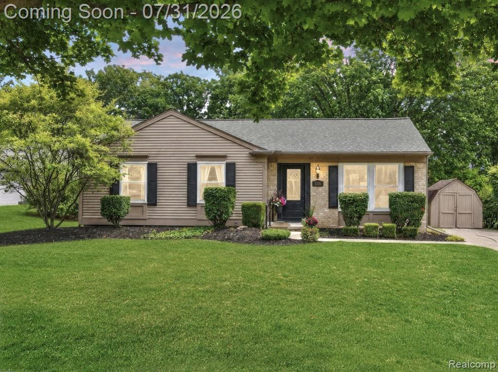835 Bolinger Street, Rochester Hills, MI 48307 Main Photo