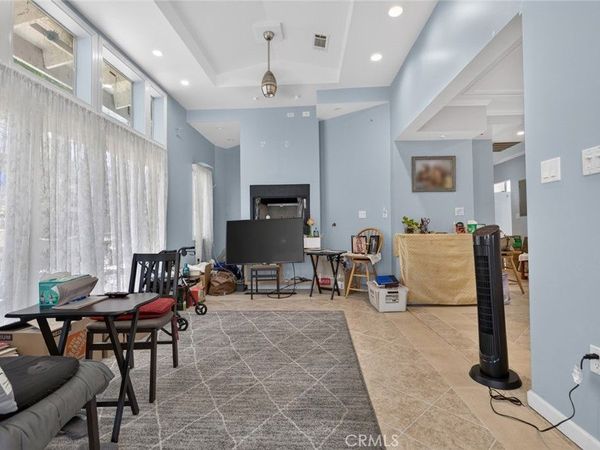 787 Terrace 49, Los Angeles, CA 90042
