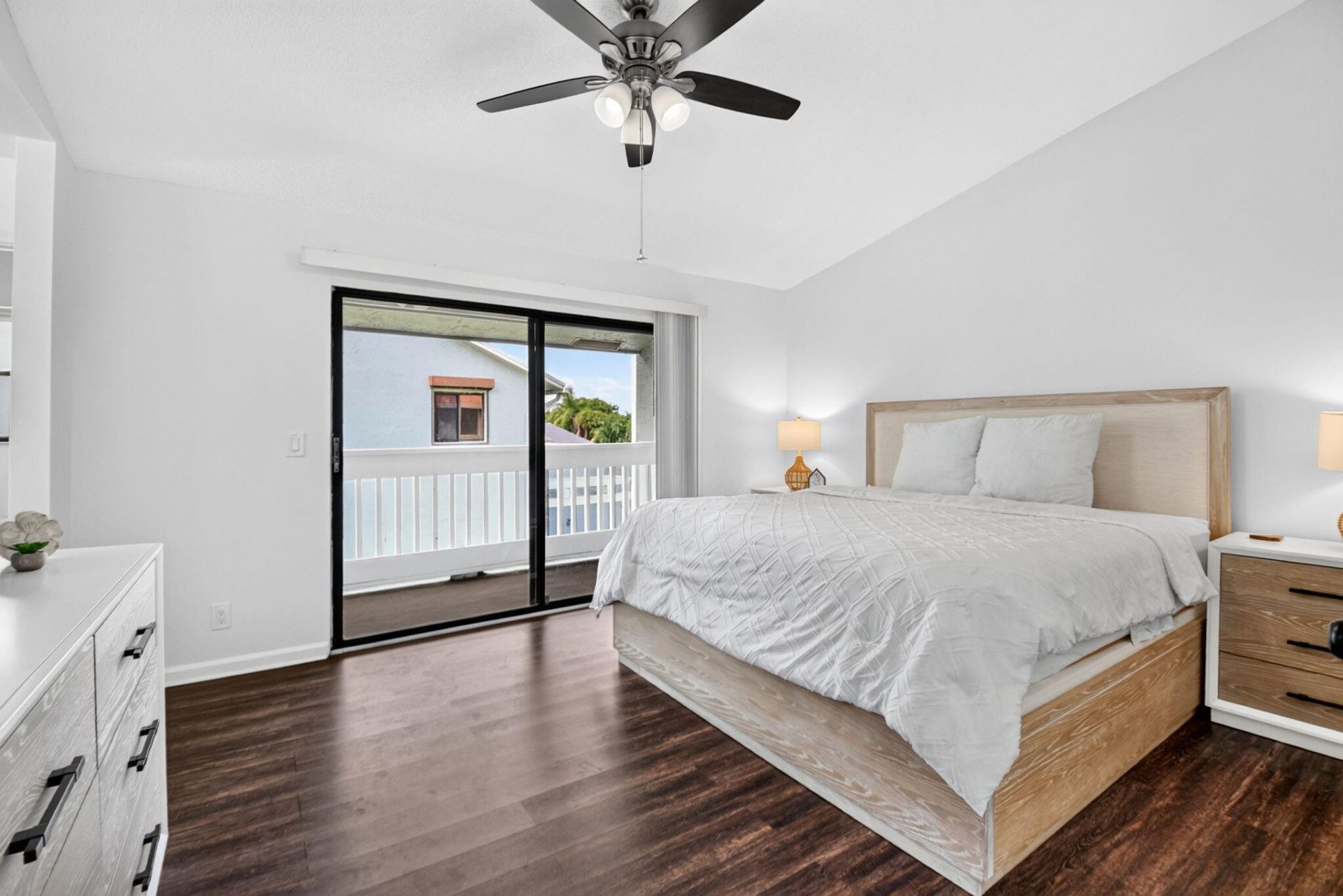 1633 Woodbridge Lakes Circle, Unit 1633, West Palm Beach, FL 33406 Photo
