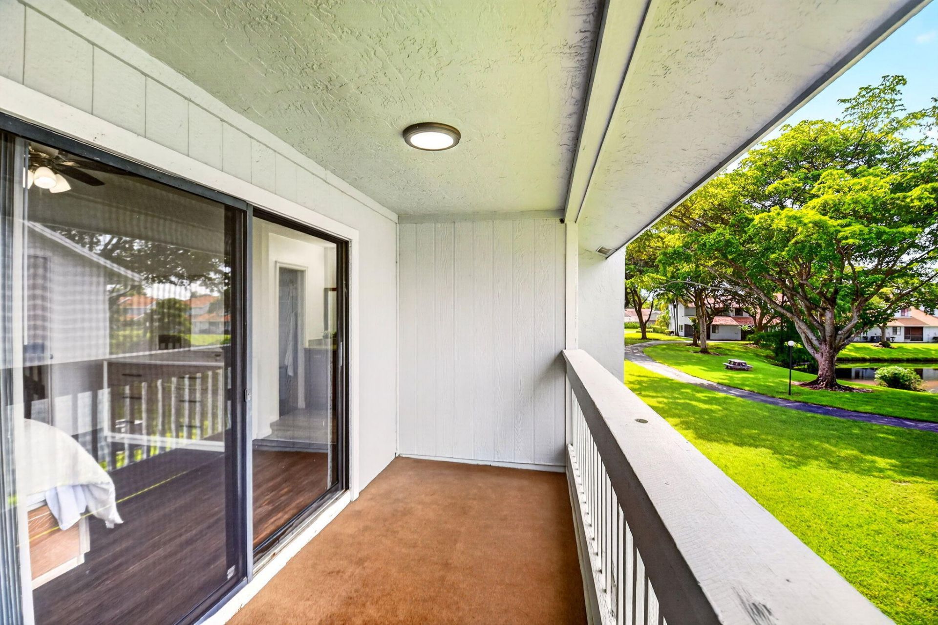 1633 Woodbridge Lakes Circle, Unit 1633, West Palm Beach, FL 33406 Photo