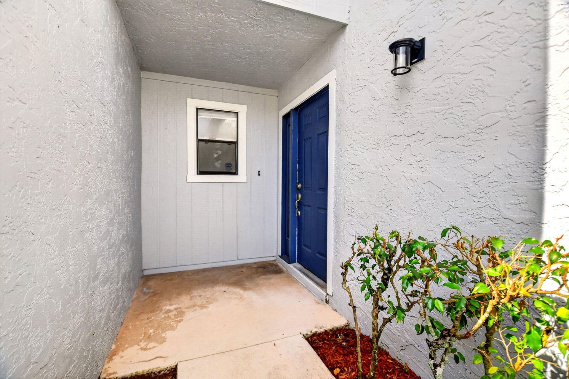 1633 Woodbridge Lakes Circle, Unit 1633, West Palm Beach, FL 33406 Photo