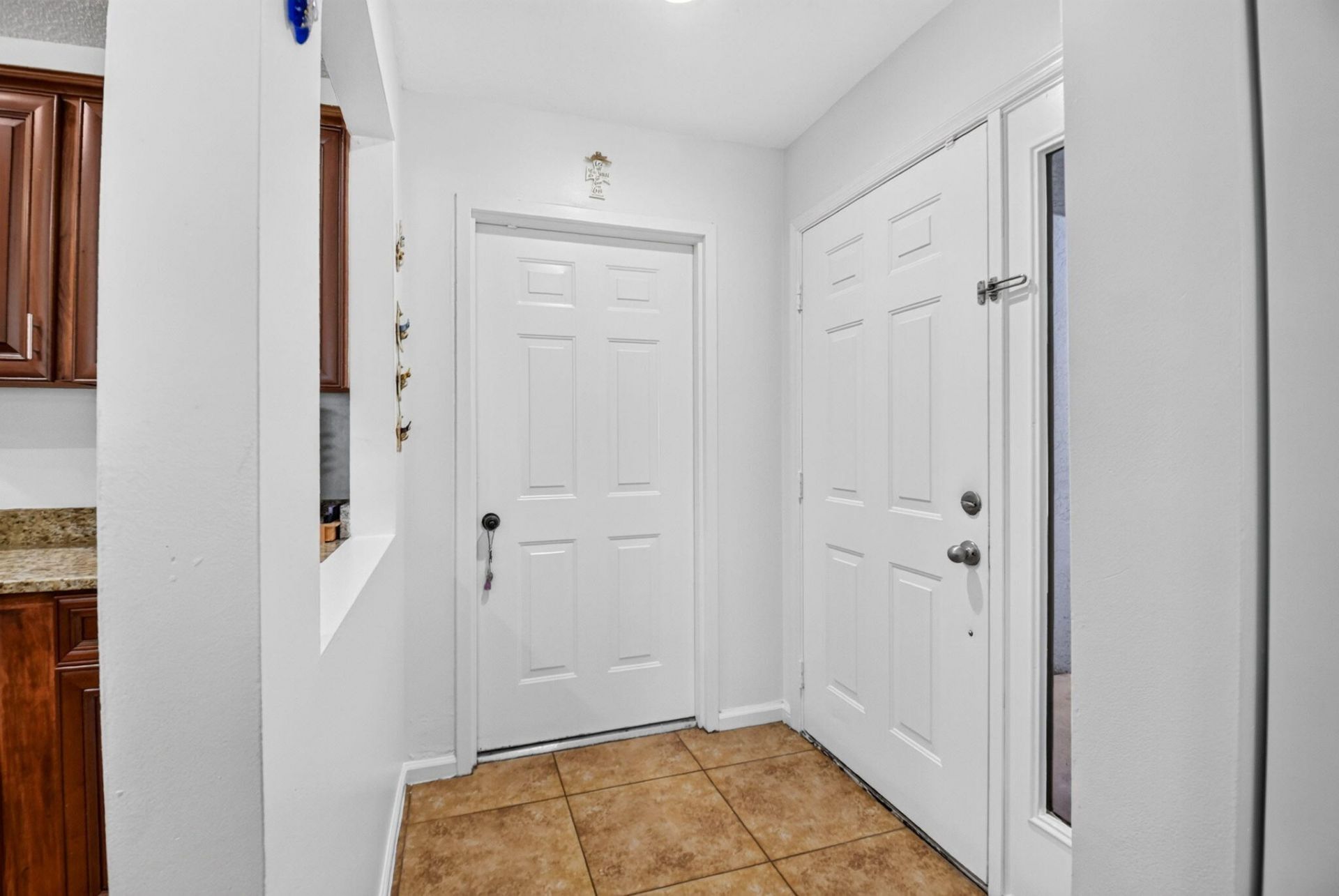 1633 Woodbridge Lakes Circle, Unit 1633, West Palm Beach, FL 33406 Photo