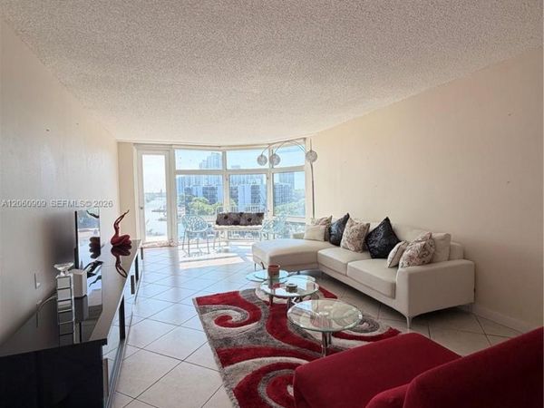 3375 N Country Club Dr , Unit 602, Aventura, FL 33180