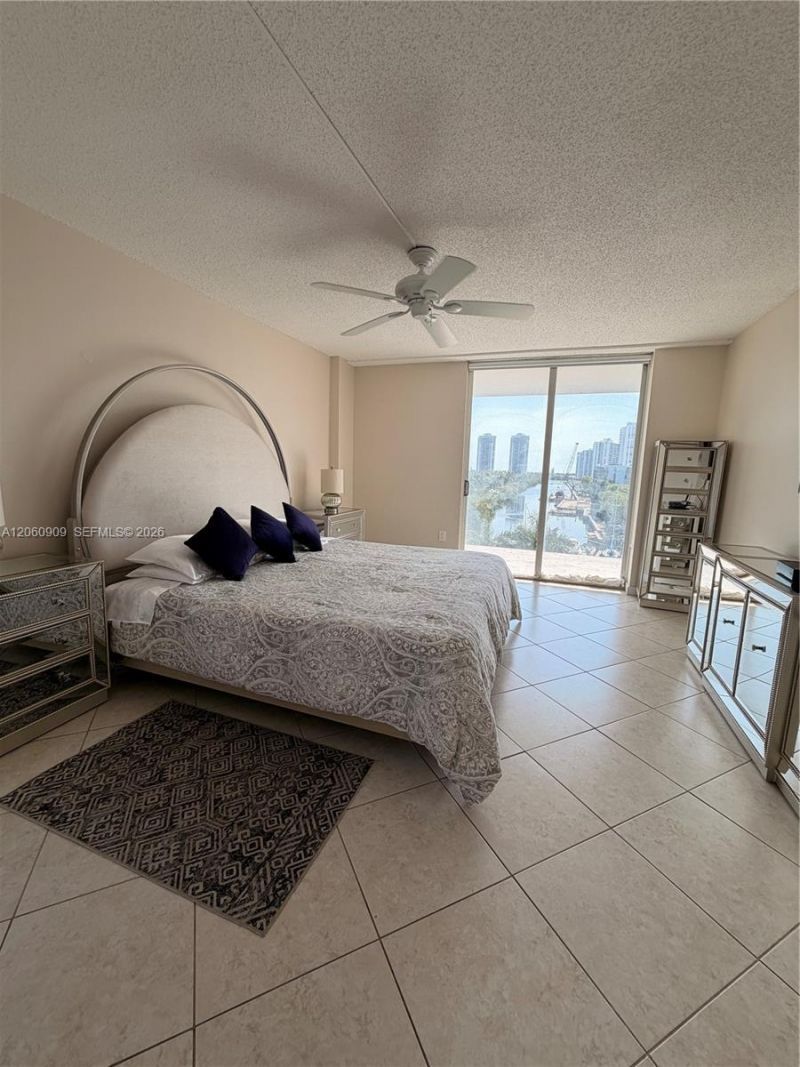3375 N Country Club Dr, Unit 602, Aventura, FL 33180 Photo