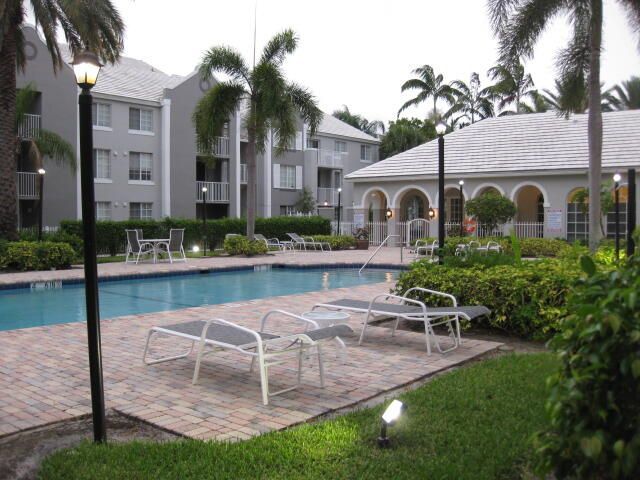 620 SW 111th Avenue, Unit 103, Pembroke Pines, FL 33025 Photo