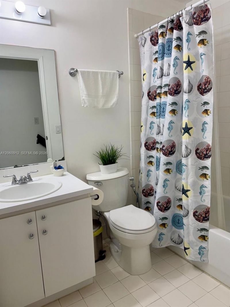 12556 NW 11th Ln , Unit 1711, Miami, FL 33182 Photo