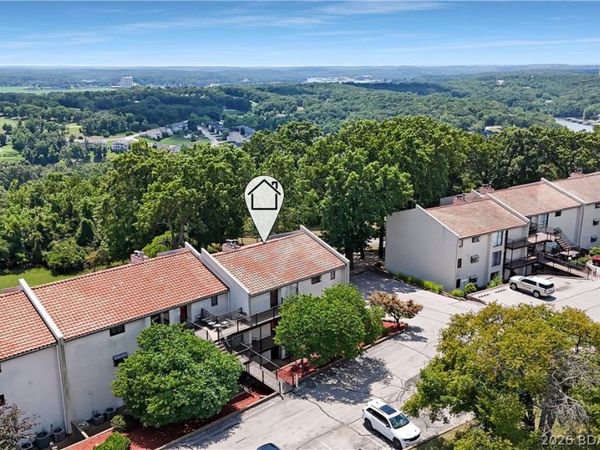 24 E. Casa Del Rio Drive, Unit 693, Lake Ozark, MO 65049