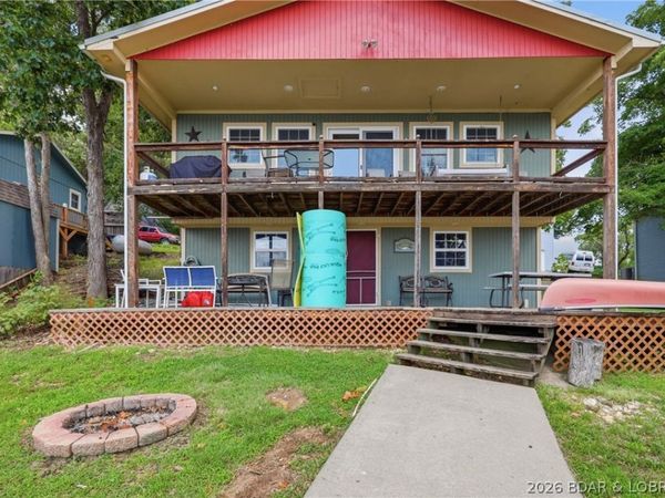 32064 Venture Road, Stover, MO 65078