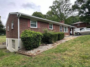1008 Moreview Drive, Lynchburg, VA 24502