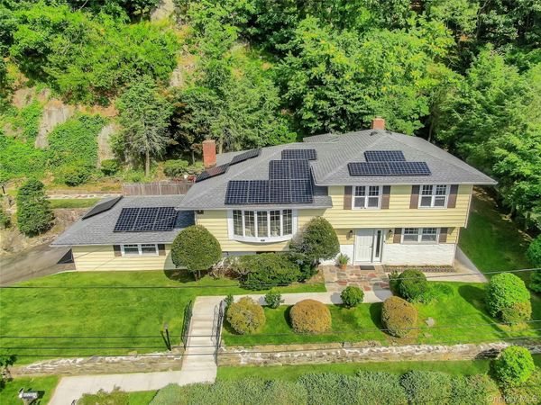 14 Russell Place, Dobbs Ferry, NY 10522