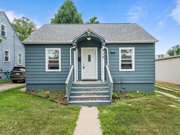 815 20th Street , Rockford, IL 61104