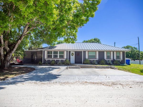 6095 7TH Street, Vero Beach, FL 32968
