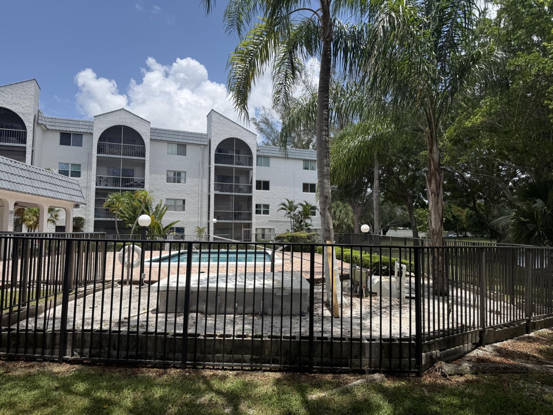 3360 Spanish Moss Terrace, Unit 313, Lauderhill, FL 33319 Photo