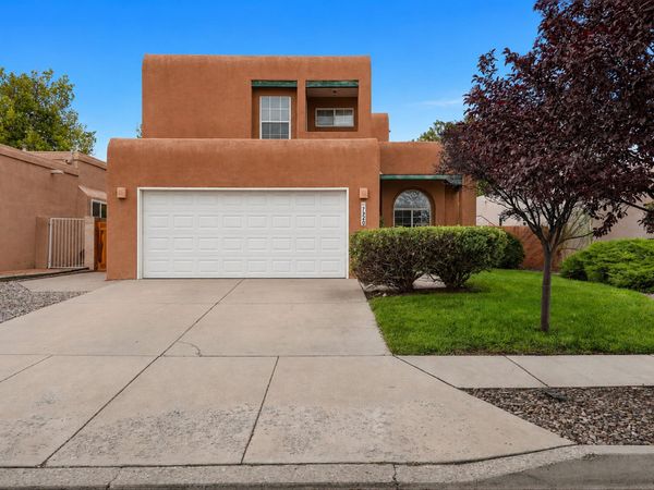 7220 Gallinas Avenue NE, Albuquerque, NM 87109