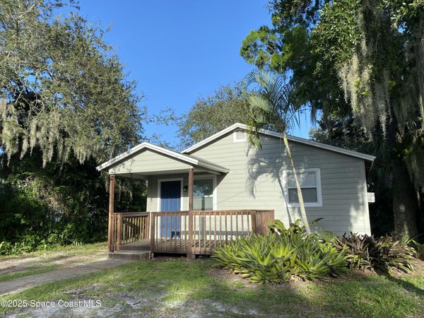 1907 Fletcher Street , Melbourne, FL 32901