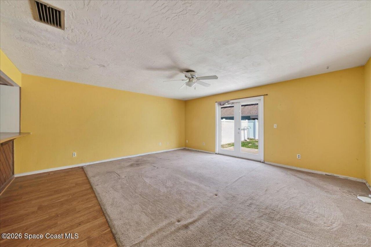 841 E 14th Avenue , New Smyrna Beach, FL 32169 Photo