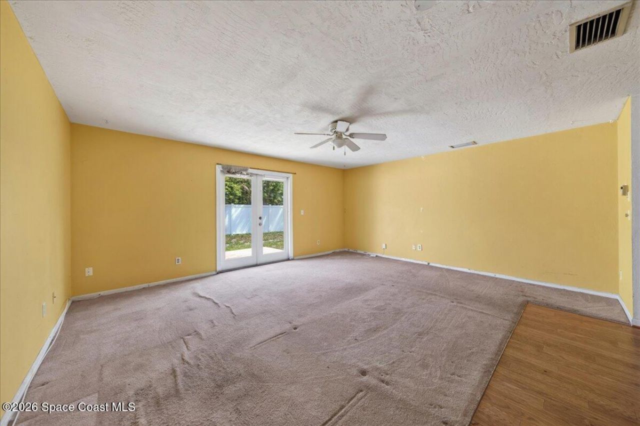 841 E 14th Avenue , New Smyrna Beach, FL 32169 Photo