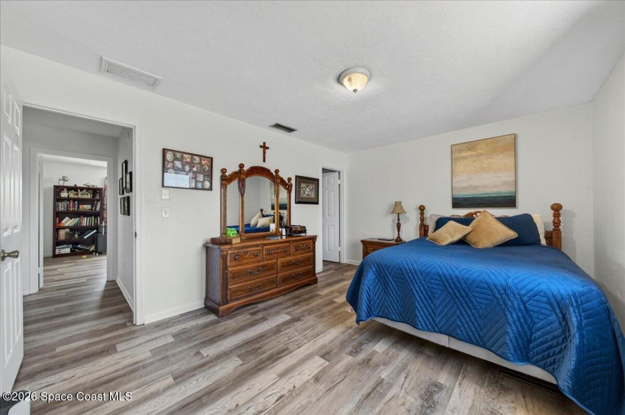 841 E 14th Avenue , New Smyrna Beach, FL 32169 Photo