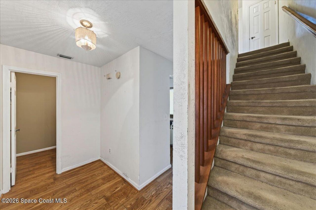 841 E 14th Avenue , New Smyrna Beach, FL 32169 Photo