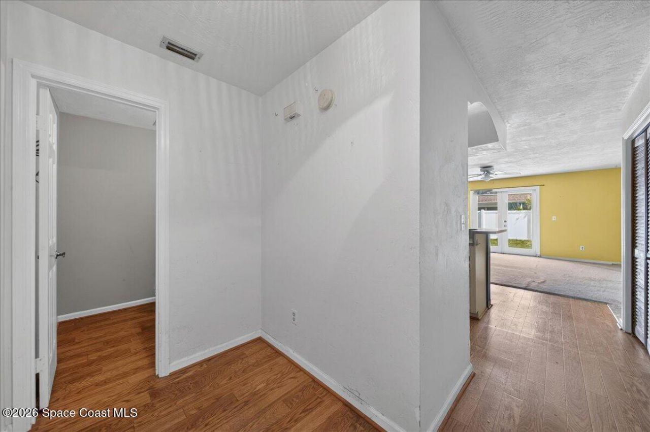 841 E 14th Avenue , New Smyrna Beach, FL 32169 Photo
