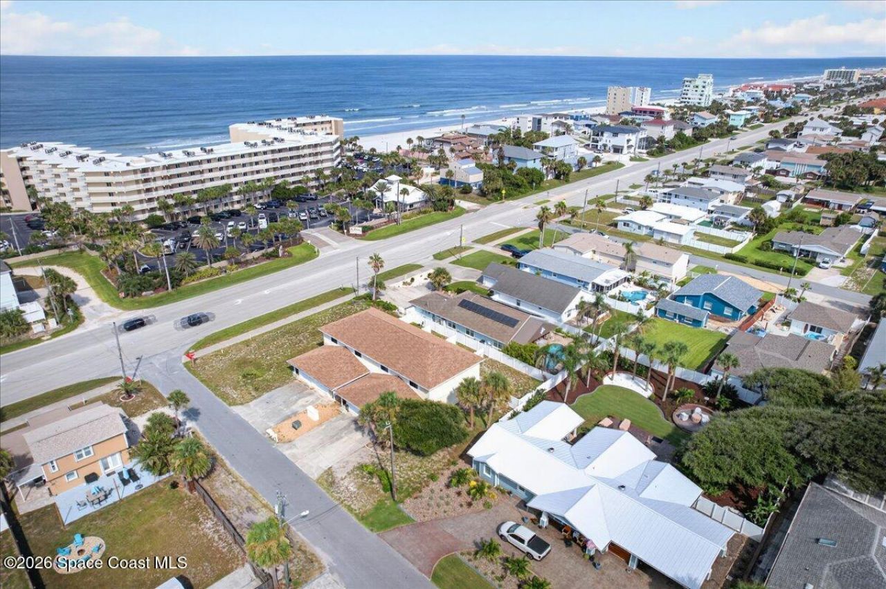 841 E 14th Avenue , New Smyrna Beach, FL 32169 Photo