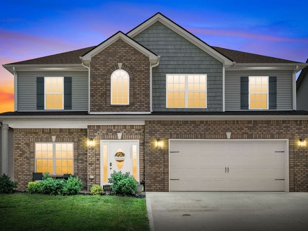 1533 Kestrel Dr, Clarksville, TN 37040