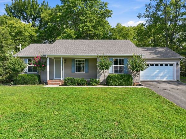 1028 Mikey Ct, Culleoka, TN 38451