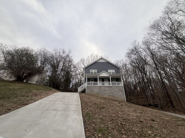 114 Valley View Cir , Unit B, Clarksville, TN 37040