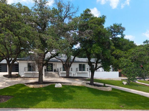 311 E WOODLAKE DR, San Antonio, TX 78229