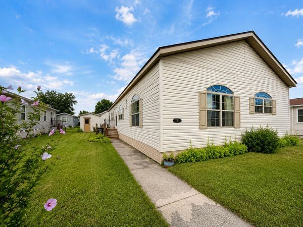 1891 Magnolia Street, Newport, MI 48166