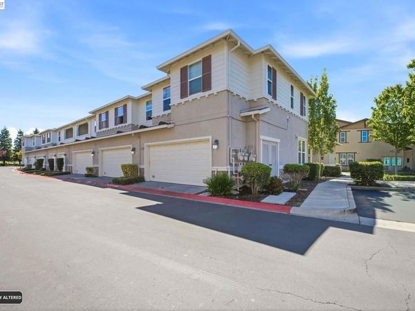 2656 Northern Cross Rd, Hayward, CA 94545