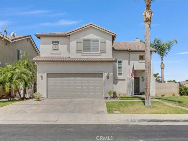 962 Redtail Drive, Corona, CA 92879