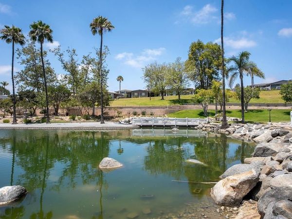 284 Picnic View Ln, Oceanside, CA 92056
