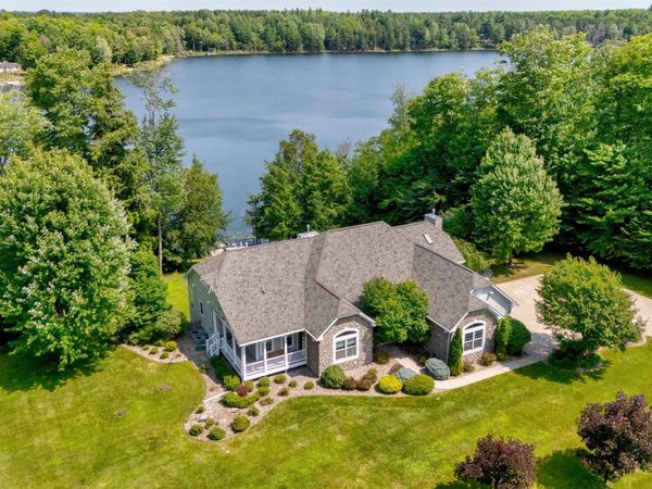 7760 W Dodge Lake Road, Hiawatha Twp, MI 49854