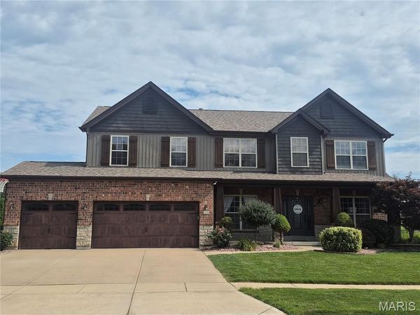 236 Victoria Park Avenue , Wentzville, MO 63385