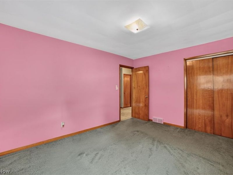 9180 Stonington Road , Parma Heights, OH 44130 Photo 19