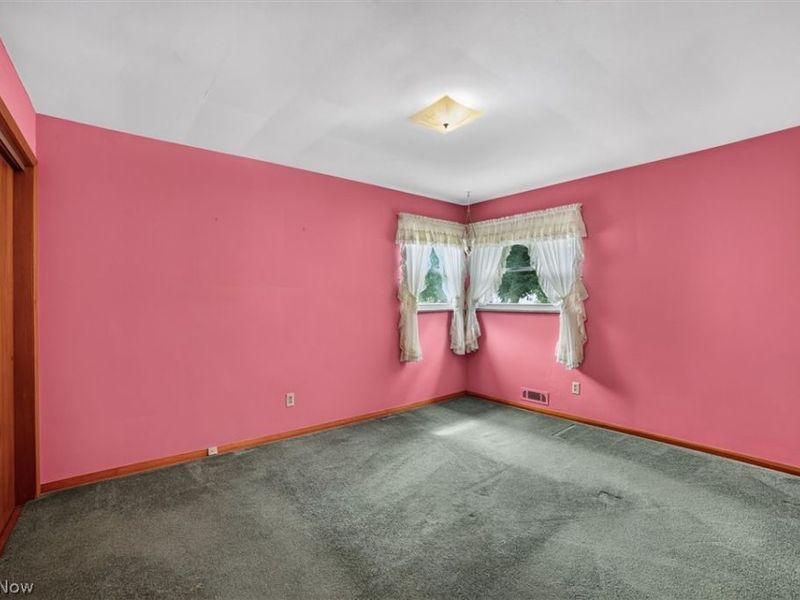 9180 Stonington Road , Parma Heights, OH 44130 Photo 20