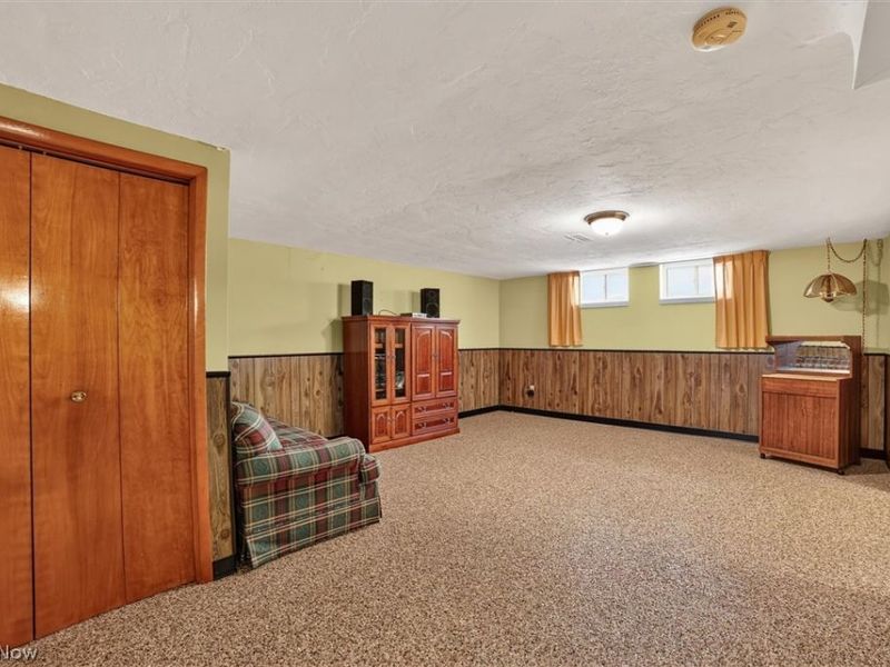 9180 Stonington Road , Parma Heights, OH 44130 Photo 29