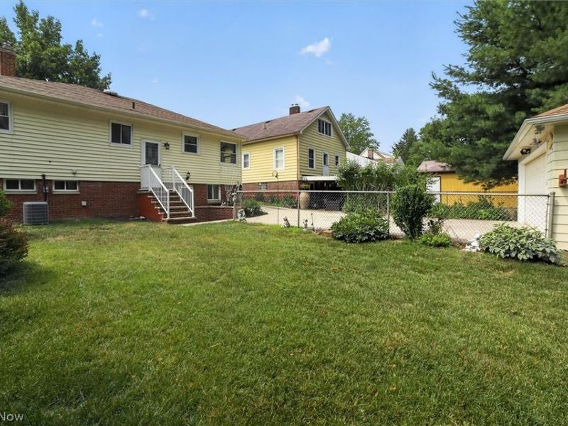 9180 Stonington Road , Parma Heights, OH 44130 Photo 38
