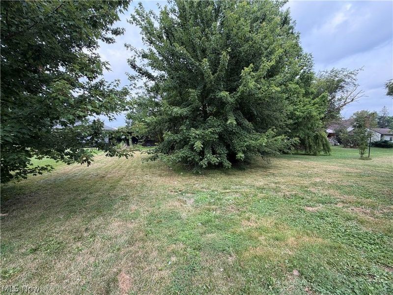 2048 Grafton Road , Elyria, OH 44035 Photo 5